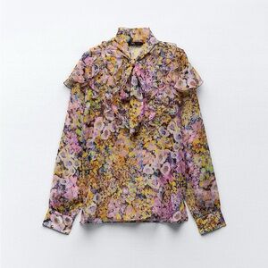 ZARA 💐 Floral Print shirt W/  Ruffle